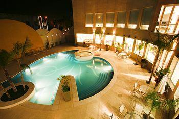 Hotel Quorum Golf, Tenis & Spa コルドバ エクステリア 写真